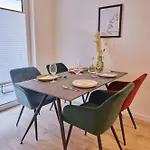 Homeme 1 I Zentral I Netflix I Kueche I Parkplatz I Kliniknah Apartamento *