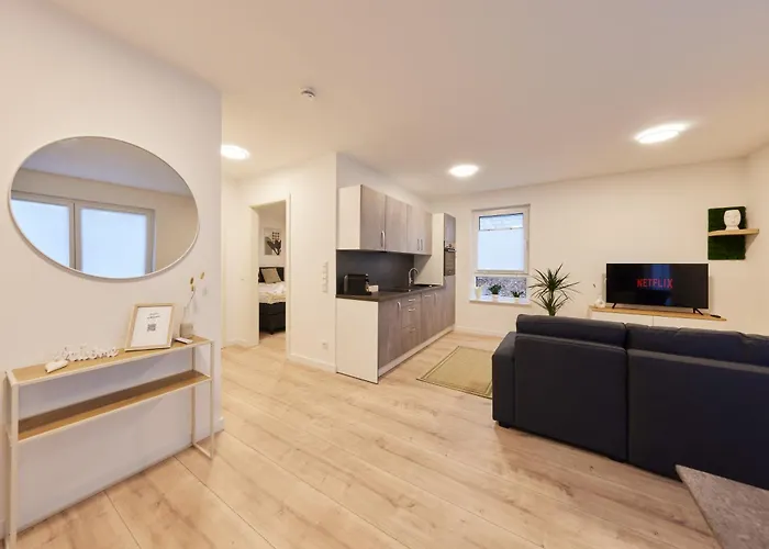 Homeme 1 I Zentral I Netflix I Kueche I Parkplatz I Kliniknah Apartment *