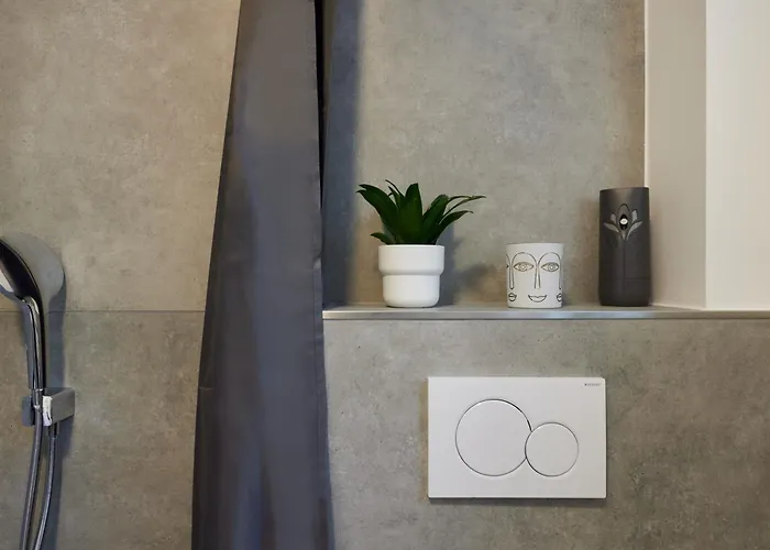 Homeme 1 I Zentral I Netflix I Kueche I Parkplatz I Kliniknah Apartment *